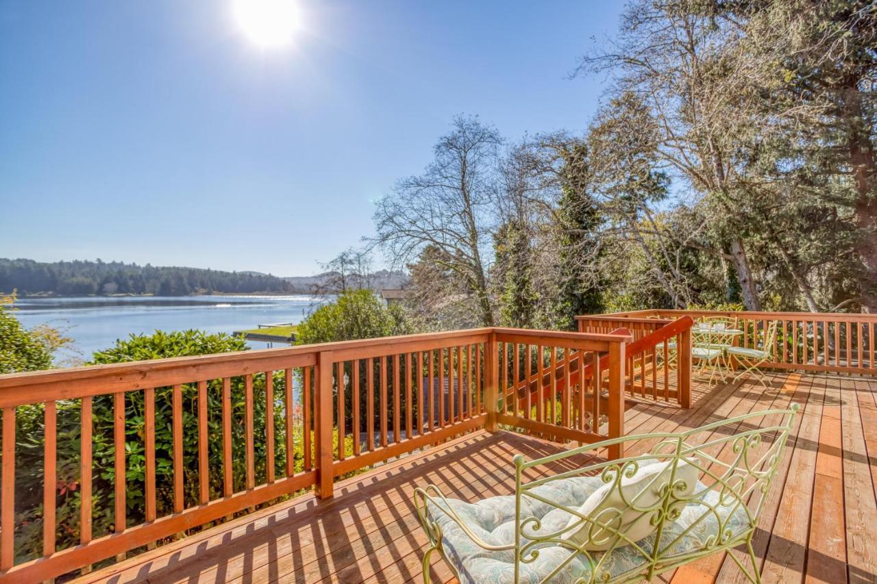 Regatta Park Lake House Lincoln City Exteriör bild