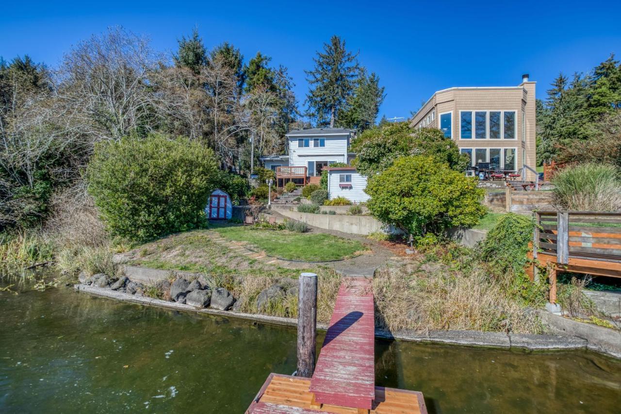 Regatta Park Lake House Lincoln City Exteriör bild