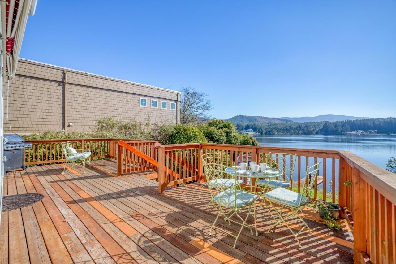 Regatta Park Lake House Lincoln City Exteriör bild